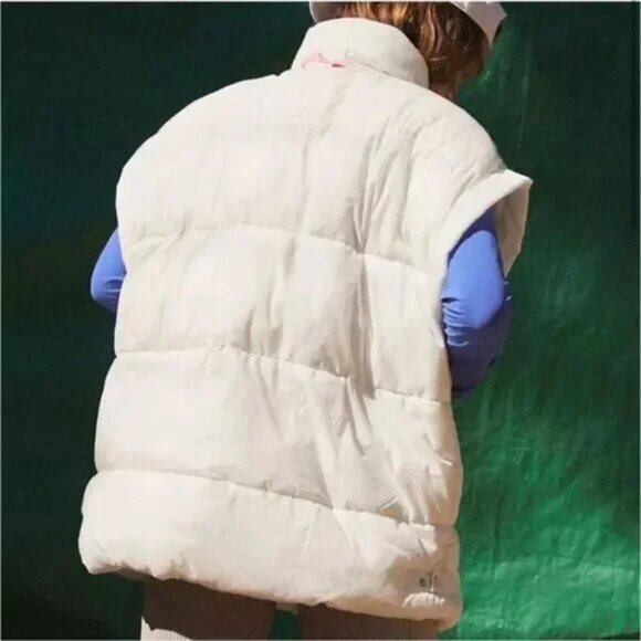 NEW FREE PEOPLE In A Bubble Puffer Vest White - Small NWT - Picture 4 of 12